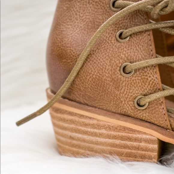 Camel Ankle Booties with Open Slit - Picture 7 of 11